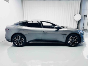 Avatr 06 Ultra 2025 presque neuf avec une autonomie de 600 km, suspension pneumatique, accélération en 3,9 s, conduite à gauche, <span class=keywords><strong>voiture</strong></span> intelligente, <span class=keywords><strong>voiture</strong></span> électrique de luxe d'occasion - Product Image 4