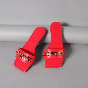 Sandalias Planas de Mujer con Diseño Simple, Talla 11, Punta Cuadrada, Detalle de Cadena en la Puntera, de PU, Elegantes - Product Image 4