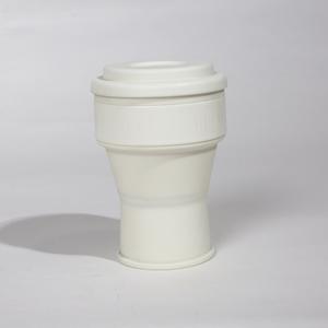 Bouteille d'eau pliable en silicone avec bouchon à vis, sans BPA, anti-fuite, portable, réutilisable pour les voyages, la randonnée et le camping - Product Image 5