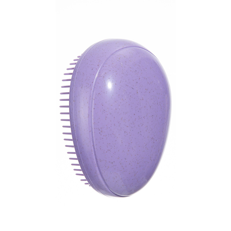 La paille de blé et les œufs disent violet