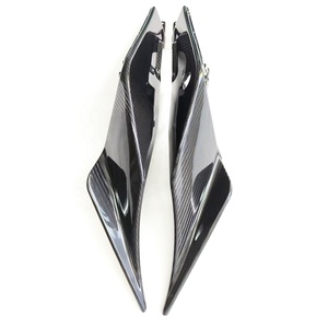 Piezas de motocicleta de fibra de carbono de calidad, carenados de cola de carbono brillante para <span class=keywords><strong>Aprilia</strong></span> <span class=keywords><strong>RSV4</strong></span> 2009 + - Product Image 2