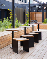 Chaises de restaurant circulaires personnalisées de luxe pour l'extérieur, tables et chaises de restaurant