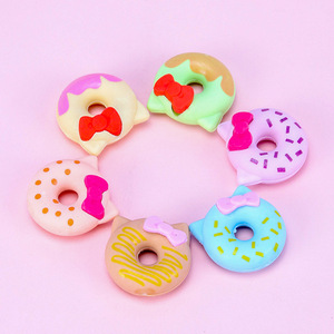 Set di 5 Gomme da Cancellare a Forma di Ciambella con Fiocco, Carine e Creative, per Scuola e Cancelleria - Product Image 5