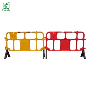 Barrière de circulation amovible en HDPE jaune, garde-corps de stationnement rotatif à 360 degrés, réflecteur haute intensité, protection IP65, étanche - Product Image 2