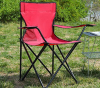 Chaise de camping pliable moderne en acier au carbone avec dossier et poches latérales de rangement en tissu Oxford pour l'extérieur – Vente en gros