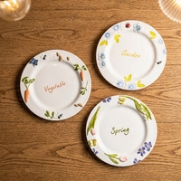 Assiette de présentation en porcelaine créative décorative en relief avec fruits et fleurs personnalisées uniques Ensemble d'assiettes à vaisselle en céramique pour petit déjeuner et dessert