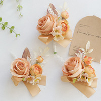 Set Korsase & Boutonniere Pernikahan Buatan Tangan, Bunga Pergelangan Tangan & Pin Kerah Buatan untuk Pengantin Wanita, Pengantin Pria, Pengiring Pengantin.