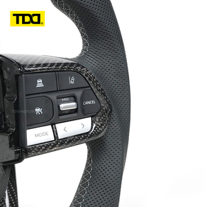 Volante de Fibra de Carbono Real TDD Compatible con Toyota Land Cruiser - Product Image 3
