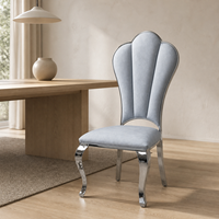 Chaise de salle à manger rembourrée moderne avec dossier en coquille et structure en métal poli pour la vente en gros de mobilier de restaurant et d'hôtel