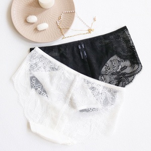 Birdtree 100% lụa tự nhiên đáy quần phụ nữ quần lót ren gợi cảm sức khỏe mới hàng ngày mặc thân mật màu hồng trắng đen p47007qs - Product Image 3