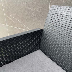 Set da Giardino Contemporaneo in Plastica Riciclata con 2 Poltrone e Tavolino - Product Image 5