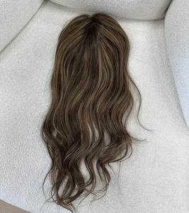 Kingdom - Topper <span class=keywords><strong>de</strong></span> Cabello Humano Virgen 100% <span class=keywords><strong>con</strong></span> Monofilamento, Clip para Fijar, Tonos Marrones, Cobertura <span class=keywords><strong>de</strong></span> Corona para Mujeres <span class=keywords><strong>con</strong></span> Pérdida <span class=keywords><strong>de</strong></span> Cabello - Product Image 2