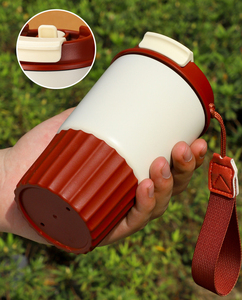 Taza de Viaje de Acero Inoxidable 304 de Doble Pared de 480 ml con Cordón de Nylon Desmontable, Base Antideslizante Acanalada y Tapa Antiderrames - Product Image 4