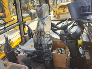 2025 Nouveau produit et avec le prix d'usine Nouvelle chargeuse-pelleteuse <span class=keywords><strong>Rongshu</strong></span> à vendre en Chine. Moteur d'origine JCB 3CX importé - Product Image 6