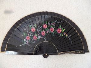 Abanico de Madera Pintado a Mano Estilo Flamenco Español para Baile - Product Image 2