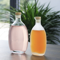Bouteille d'eau en verre de forme spéciale 250ml 500ml 750ml avec bouchon personnalisable, impression sablée, logo, conteneur vide pour jus et boissons