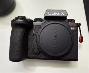 Nouvel appareil photo numérique hybride plein format <span class=keywords><strong>S5</strong></span> Mark II 8K avec accessoires complets, vidéo HD 4K et capteur CMOS - Product Image 3