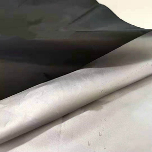 Telo Protettivo in Taffetà di Poliestere Argentato Resistente ai Raggi UV e Impermeabile per Copertura Auto, Tenda <span class=keywords><strong>da</strong></span> Esterno e Protezione Piante <span class=keywords><strong>da</strong></span> Giardino - Product Image 4