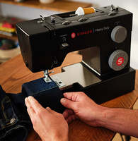 Machine à Coudre Électrique SINGER Multifonction Haute Résistance 4432 pour Vêtements T-Shirts