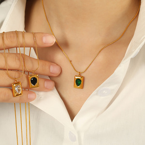 Elegante Juego de Collar Geométrico Verde Esmeralda, Acero Inoxidable, Chapado en Oro de 18K, Joyería de Fiesta para Mujer - Product Image 4