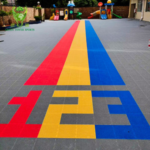 Carreaux de sol sportifs à emboîtement suspendus en <span class=keywords><strong>surface</strong></span> antidérapante à structure double couche personnalisée en gros professionnel - Product Image 1