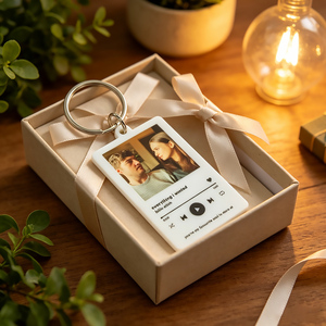 Llavero de acrílico personalizado con foto para álbum de recuerdos, ideal para San Valentín, cumpleaños, bodas, con diseño de música y amor, en blanco para imprimir. - Product Image 2