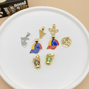 JS2091 Colgante de esmalte para gorra de béisbol con bandera de Venezuela y arpa, colgante patriótico chapado en oro con taza de café, alpaca y llama sudamericanas - Product Image 3