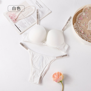 บราเซ็กซี่ประดับเพชรแบบดันทรง ปรับได้ บาง-หนา ตัวอักษร  กระชับทรง  ชุดชั้นในแบบชิ้นเดียวสำหรับสาวๆ - Product Image 4