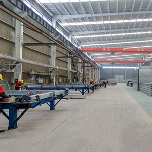 Tony House Container Prefabbricato Pieghevole di 20 piedi, Design Stile Fattoria di Lusso, con Ruote, 4 Camere da Letto, per Uso Abitativo e Magazzino - Product Image 3