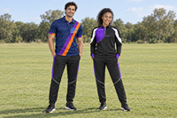 Conception personnalisée de tenue de football avec maillot, short et veste zippée, créez vos propres blocs de couleurs, emplacement de motifs et options de manches