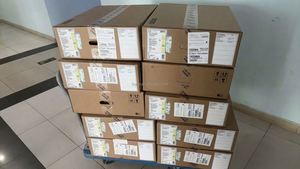 Nouveau commutateur géré de 48 ports de la gamme Cisco <span class=keywords><strong>CBS350</strong></span>-<span class=keywords><strong>48T</strong></span>-<span class=keywords><strong>4X</strong></span> 350 en stock avec le <span class=keywords><strong>CBS350</strong></span>-<span class=keywords><strong>48T</strong></span>-<span class=keywords><strong>4X</strong></span> intelligent de commutateur de Cisco de 10G SFP + - Product Image 2