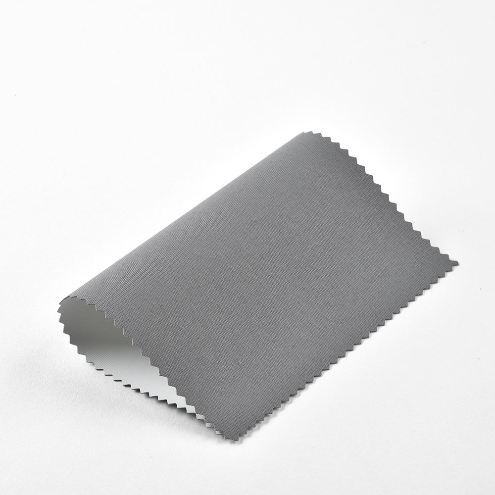 สีเทาเข้ม