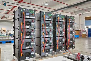 Module de batterie solaire haute tension KEVOLT New Energy 10 kWh, lithium-ion, pour stockage commercial KEVOLT - Product Image 5