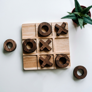 Wooden <b>Tic</b> <b>Tac</b> <b>Toe</b> Game Set Minimalist Design Square <b>Board</b> Handcrafted Pieces Multi-Piece Package Desktop Decoration - Product Image 1