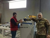 Ligne de machine à laminer les panneaux de plafond en plâtre avec fonctionnement facile, roulement et moteur 18KW 3000KGS
