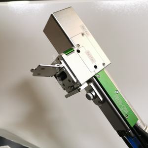 Machine de nettoyage au laser LM-2000C pour l'élimination rapide de la rouille en usine, source laser portable, machine de nettoyage au laser pour le métal, prix - Product Image 4