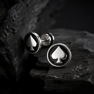Orecchini a perno eleganti ed edgy a forma di <span class=keywords><strong>asso</strong></span> di picche, 16G 1.2mm, in acciaio inossidabile 316L, con smalto nero, unisex, gioielli per piercing Helix in stile gotico punk - Product Image 2