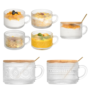 Set da 6 Bicchieri in Vetro Vintage da 450ml (15oz) con Motivo in Rilievo, Tazze Vintage, Contenitori per Overnight Oats con Coperchi in Bambù e Cucchiai - Product Image 6