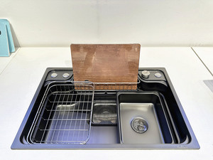 Fregadero <span class=keywords><strong>de</strong></span> <span class=keywords><strong>Cocina</strong></span> <span class=keywords><strong>de</strong></span> Acero Inoxidable 304 <span class=keywords><strong>de</strong></span> Una Sola Cubeta con Acabado Satinado, Hecho a Mano, con Diferentes Accesorios - ¡Nuevo y en Oferta! - Product Image 6