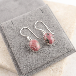 Pendientes de Rodonita Negra 2026, Joyería para Mujer y Niña, en Plata de Ley 925 - Product Image 1