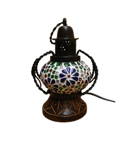 Lanterne en mosaïque de verre faite à la main, style bohème, décoration de table ronde, luminaire d'appoint pour salon intérieur - Product Image 1