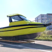 Sportif bateau insubmersible avec des accessoires pour les loisirs -  Alibaba.com