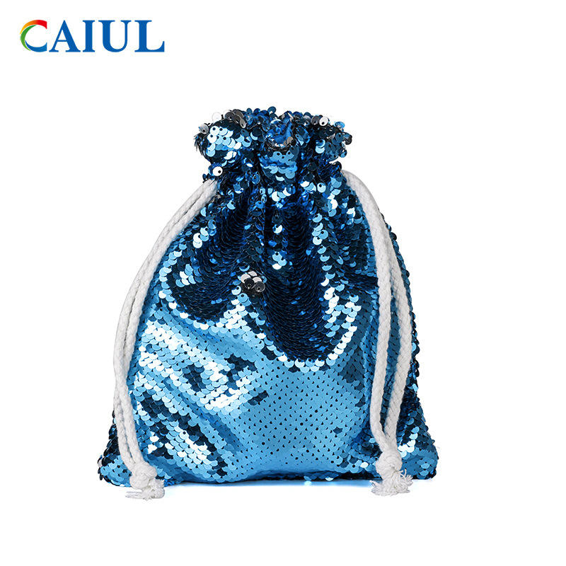 Poche à sequins avec cordon bleu