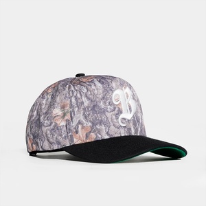 Gorras Estructuradas Personalizadas de 5 Paneles con Camuflaje RealTree, Logotipo Bordado en 3D, Gorras Snapback de Algodón de Dos Tonos - Product Image 5