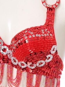 Haut de danse orientale pour femme, style halter, crop top, pour spectacles, fêtes, compétitions, Samba, Cha-Cha, soirées dansantes et soirées musicales en boîte de nuit - Product Image 5