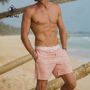 กางเกงขาสั้นชายหาดสำหรับออกกำลังกายฤดูร้อนคุณภาพสูงแบบกำหนดเองสำหรับผู้ชาย - Product Image 1