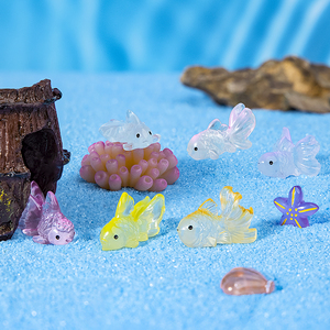 สินค้าขายดี ชาร์มปลาทองเรซิ่นเรืองแสง Unreal Ethereal Submarine Core Sea Friends สำหรับตกแต่งกล่องของขวัญ งานฝีมือ - Product Image 4