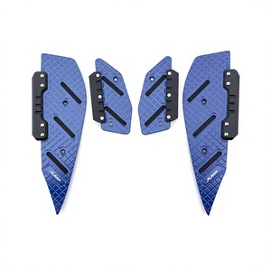 Pédale en aluminium modifiée pour Yamaha XMAX 23-26, pédale en aluminium XMAX avec caoutchouc anti-chute. - Product Image 5