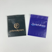 Sacs d'aligneurs personnalisés avec impression, sacs d'emballage dentaire transparents, sacs refermables à fermeture éclair, sacs en mylar pour blanchiment des dents, sacs de nettoyage pour aligneurs