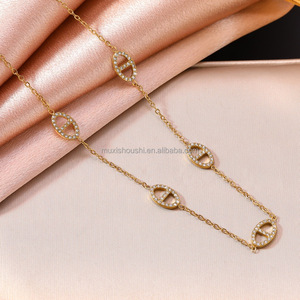 <span class=keywords><strong>Set</strong></span> di Bracciale/<span class=keywords><strong>Orecchini</strong></span>/Collana Best-seller in Acciaio Inossidabile di Alta Qualità con Placcatura in Oro 18K per Effetto Anti-sbiadimento - Product Image 3